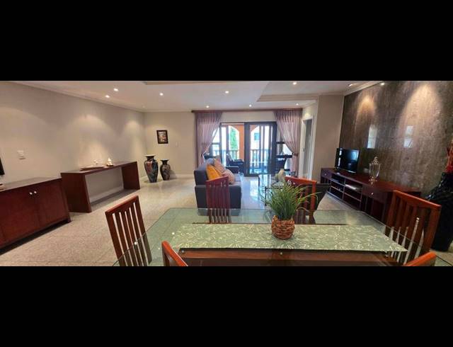 2 BEDROOM PROPERTY TO RENT IN BEDFORD GARDENS